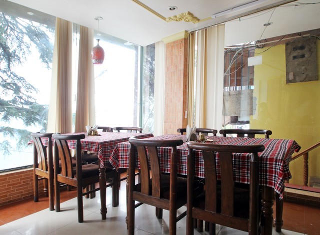 The Krishna Hotel Mcleodganj Restaurant